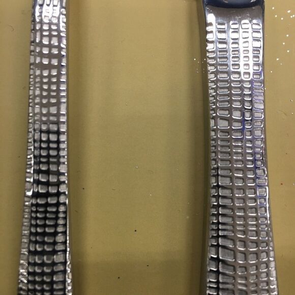 Bombay Company Retro Style Positano Model Stainless Steel 20 piece Flatware Set - Picture 2 of 3